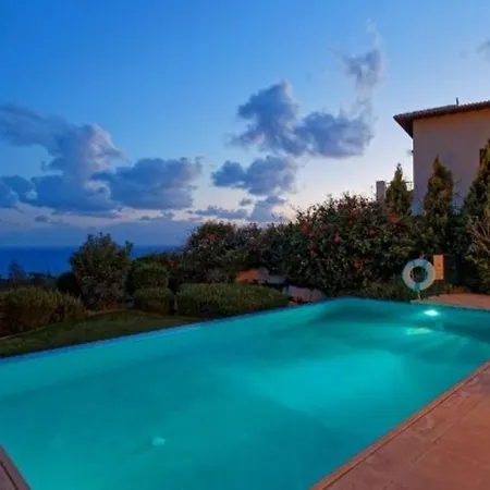 Cyprus Villa Minutes From The Beach, Paphos Villa 1154 Villa