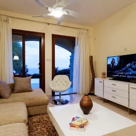 Cyprus Villa Minutes From The Beach, Paphos Villa 1154 Villa *