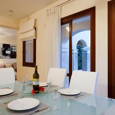 Cyprus Villa Minutes From The Beach, Paphos Villa 1154 Villa