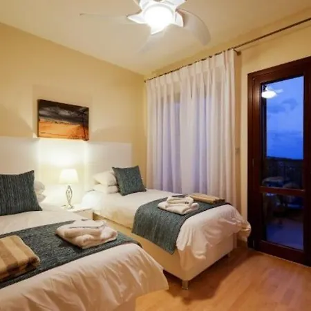 Cyprus Villa Minutes From The Beach, Paphos Villa 1154 * Κούκλια