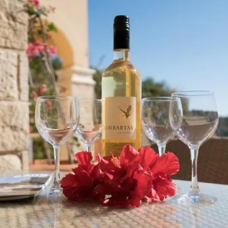 Cyprus Villa Minutes From The Beach, Paphos Villa 1154 Βίλα Κούκλια