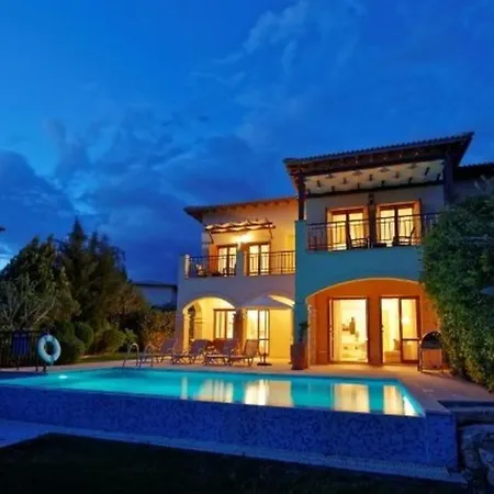 Βίλα Cyprus Villa Minutes From The Beach, Paphos Villa 1154