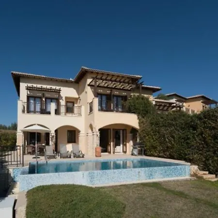 Cyprus Villa Minutes From The Beach, Paphos Villa 1154 Βίλα